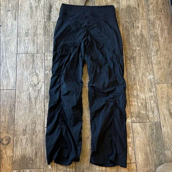 Lululemon Dance Studio Pant Women's 2 black - Picture 4 of 5